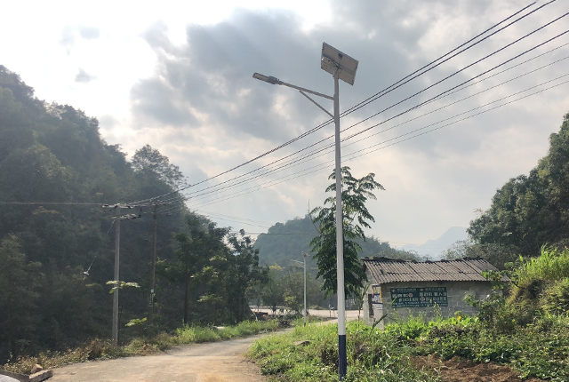 農(nóng)村太陽能路燈報價